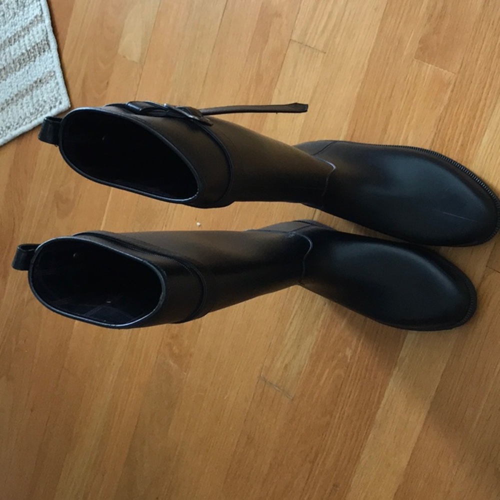 Rain boot